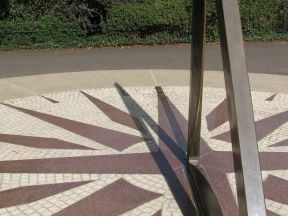 Greenwich Meridian Sundial, Greenwich Park, London, UK Border Sundials
