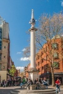 Seven Dials Sundials, Covent Garden, London, UK Border Sundials