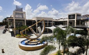 St Petersburg Sundial, Florida, USA Border Sundials