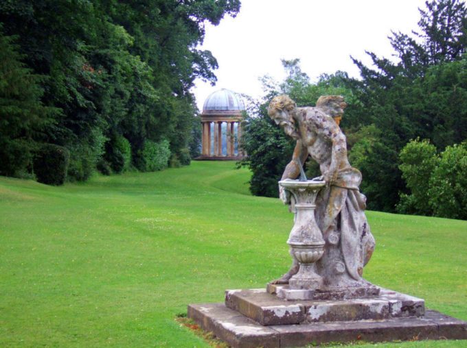 Sundial at Duncombe Park Border Sundials