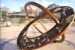 horsham_big4 The Horsham Heritage Sundial – Horsham, West Sussex