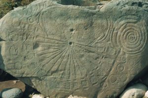 The Sundial Stone – Boyne Valley, Ireland Border Sundials