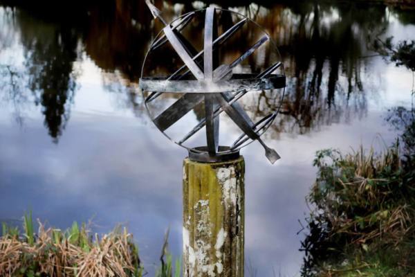 Bronze Border Sundials