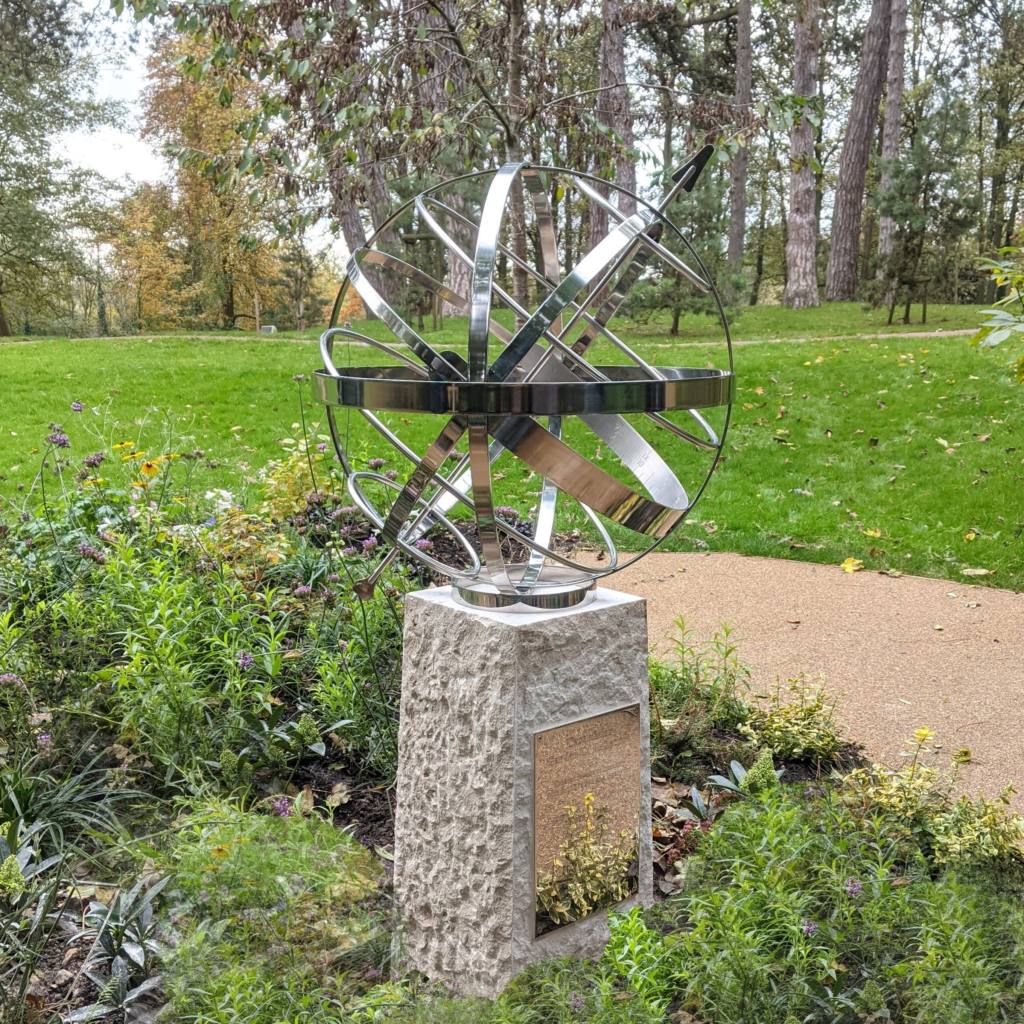 Calne-memorial-1024x1024 Where to put a sundial