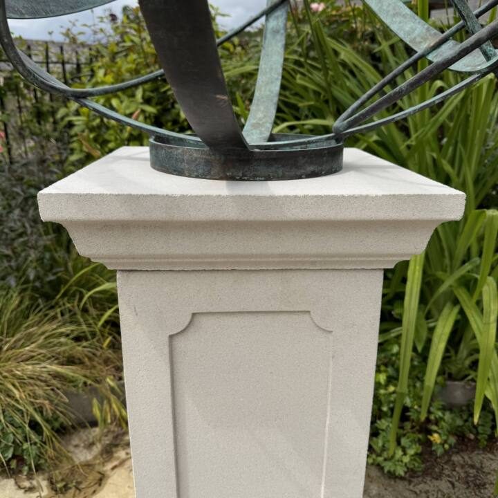 Large Elizabethan